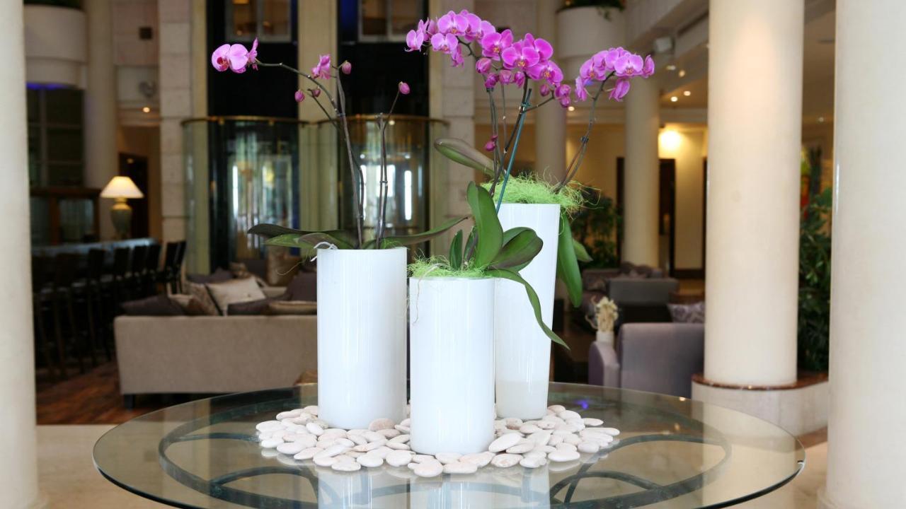 Crowne Plaza Haifa By Ihg 4*
