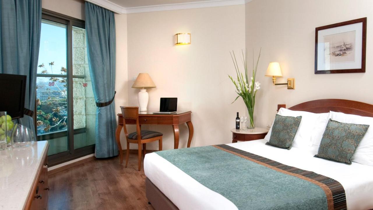 Crowne Plaza Haifa By Ihg 4*